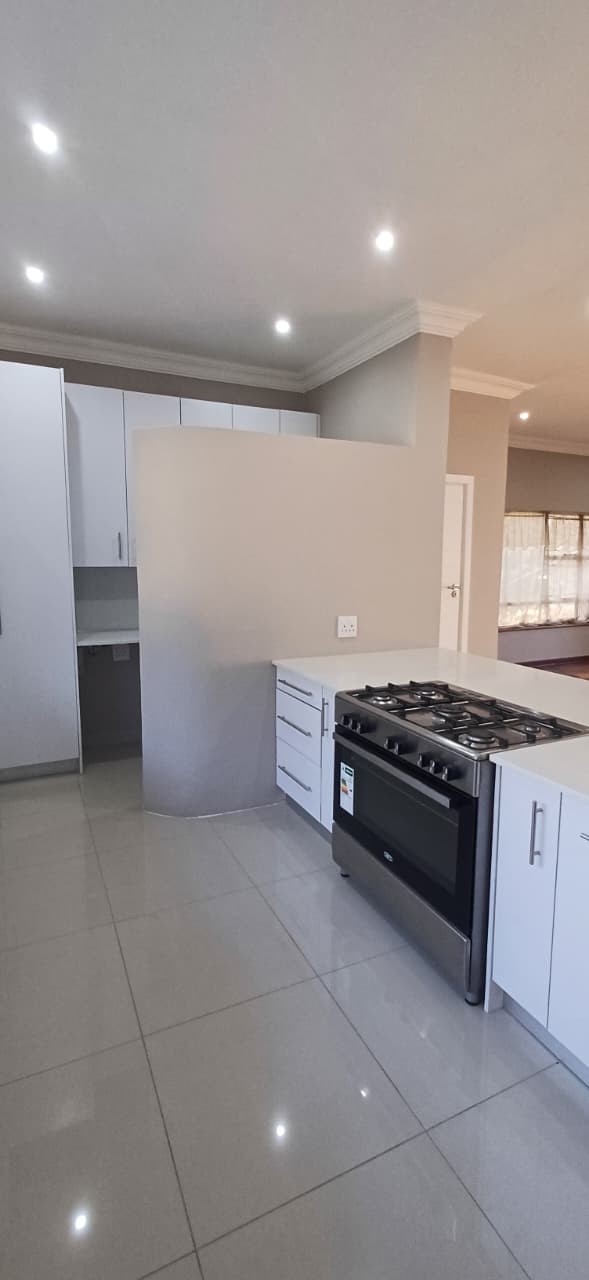 4 Bedroom Property for Sale in Bothasrus Eastern Cape